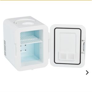 Conair True Glow Skincare Beauty Fridge